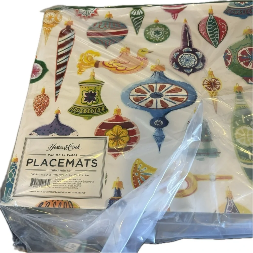 Hester & Cook Vintage ORNAMENTS PLACEMAT! Pack of 24